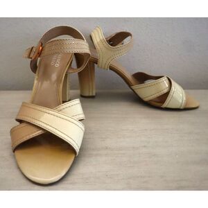 Franco Sarto 19613250 Women Sz 9.5M Beige Classe Ankle Strap Patent Leather Pump